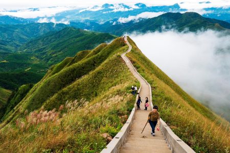 TP. HỒ CHÍ MINH – HÀ NỘI – BÌNH LIÊU – THIÊN ĐƯỜNG CỘT MỐC – 4N3Đ