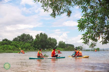 CHÈO SUP – CAMPING HỒ TRỊ AN – TREKKING MÃ ĐÀ – 2N1Đ