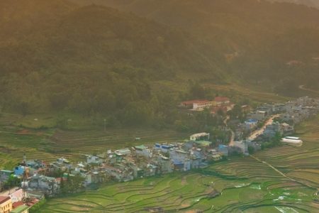 Tour Lũng Cú – Đồng Văn – Hà Giang 4N3Đ